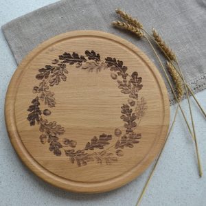 Apaļš ozolkoka dēlītīs "Ozolzīļu vainags"